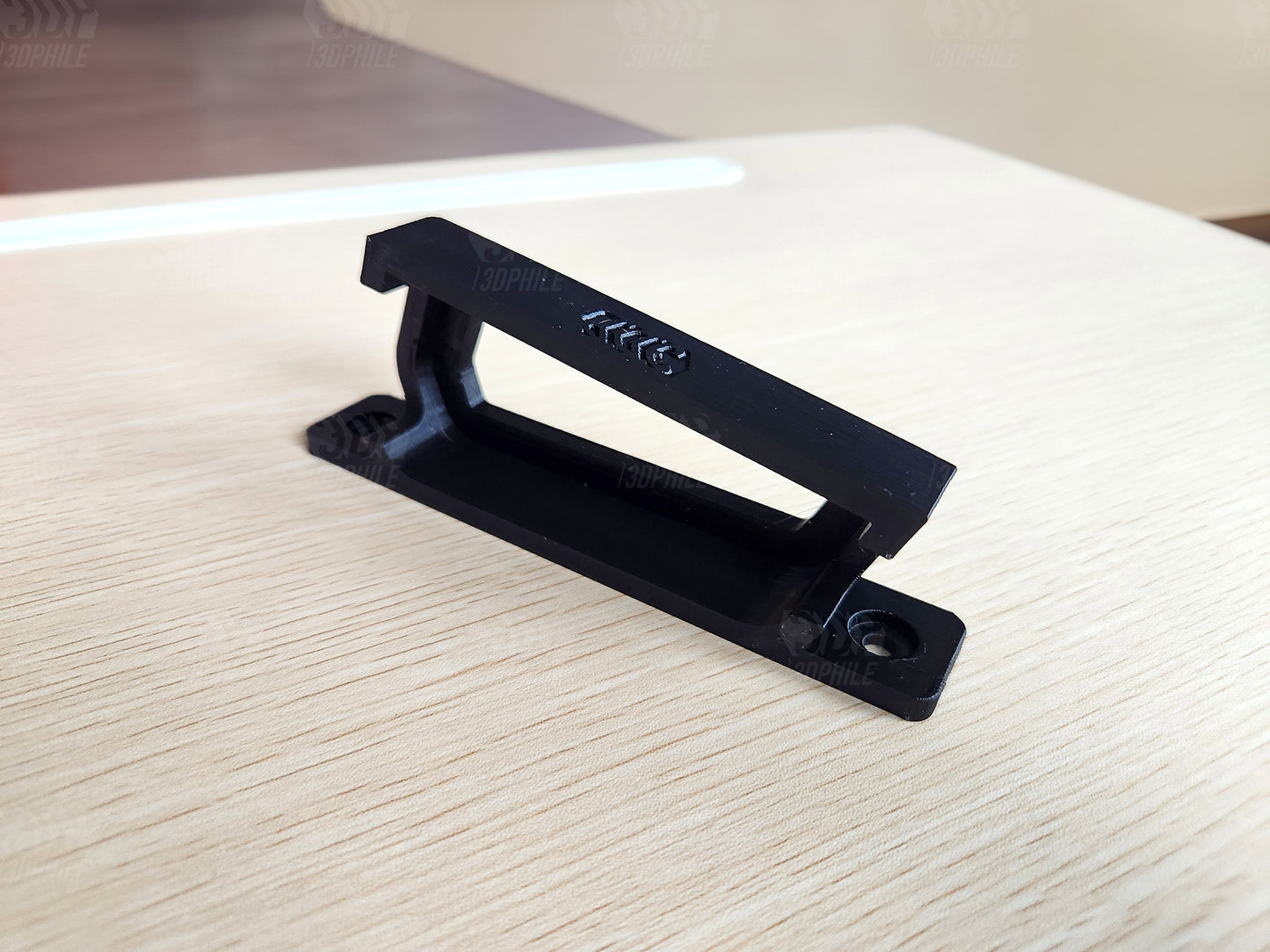 Targus  DOCK180USZ Dual 4K dock under-desk mount Targus dock support bracket