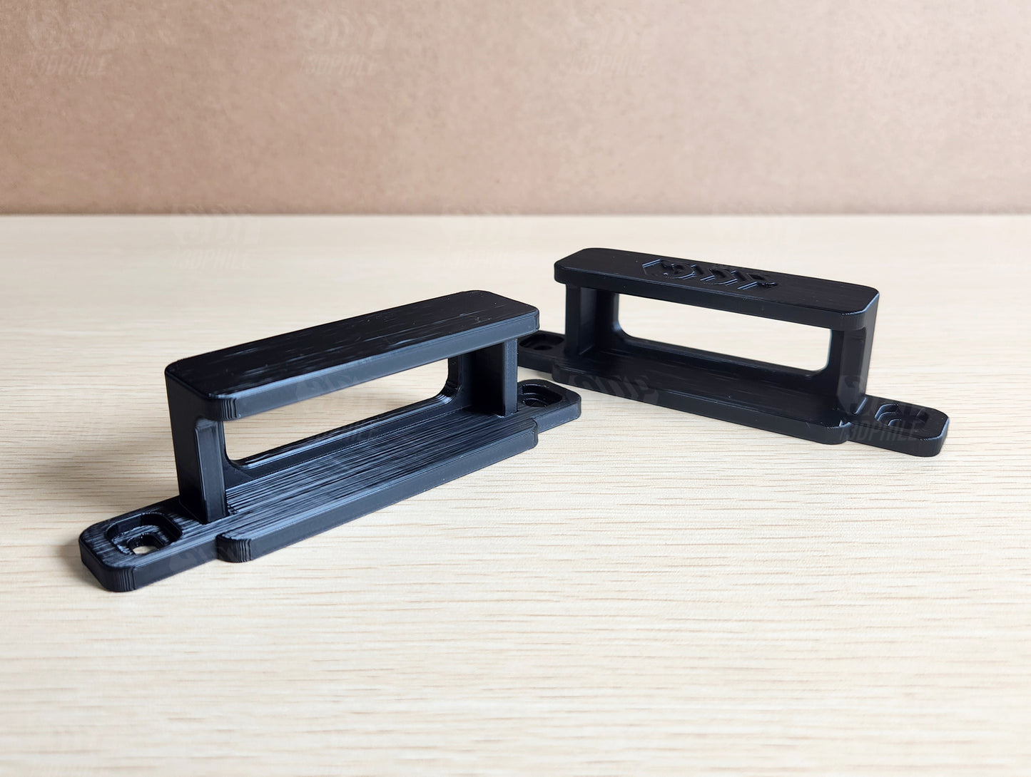 HP Elite G3 USB-C dock under-desk mounting brackets